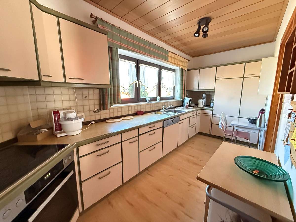 Immobilie in Illertissen - *** 1-2 Familienhaus auf herrlichem Grundstück *** - Bild 5