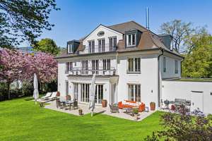 Klassische Linien und großzügige Dimensionen. Elegante Villa in Bestlage. – Die vollständige Adresse der Immobilie erhältst du vom Anbieter., 81479 Solln, München – Vorschaubild 2