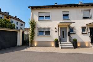 ** 1 von 8 WG-Zimmer ** in einem modernisiertes Reiheneckhaus in Kaufbeuren – Die vollständige Adresse der Immobilie erhältst du vom Anbieter., 87600 Neugablonz, Kaufbeuren – Vorschaubild 12
