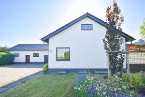 Perfekt für Pferdeliebhaber! Einfamilienhaus mit Pferdestall und 4.000m² großer Weidefläche. – Die vollständige Adresse der Immobilie erhältst du vom Anbieter., 38154 Königslutter am Elm – Vorschaubild 3