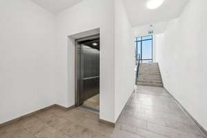 Neuwertige 1,5-Zimmer-Eigentumswohnung mit Balkon in kernsaniertem Altbau im Zentrum Ingolstadts – Die vollständige Adresse der Immobilie erhältst du vom Anbieter., 85049 Mitte, Ingolstadt – Vorschaubild 8