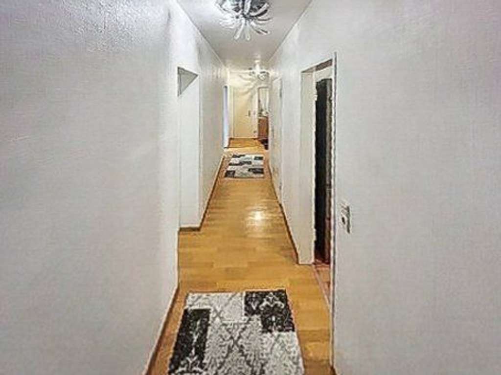 Immobilie in Heusenstamm - Vermietete 4-Zimmer-Wohnung mit großem Balkon in Heusenstamm – Kapitalanlage in gutem Zustand - Bild 2