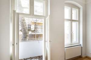 Traumwohnung im Altbau mit Balkon – bezugsfreie 2‑Zimmer‑Perle im begehrten Prenzlauer Berg!