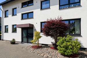 Einziehen oder Vermieten–Gepflegte 3-Zimmerwohnung mit Balkon und Tiefgaragenstellplatz in TOP-L – Die vollständige Adresse der Immobilie erhältst du vom Anbieter., 51069 Dellbrück, Köln – Vorschaubild 2