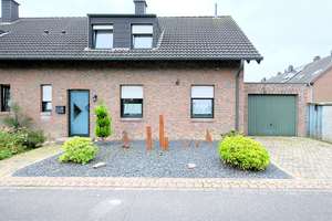 Große Doppelhaushälfte mit Garage in ruhiger Lage – Die vollständige Adresse der Immobilie erhältst du vom Anbieter., 47574 Goch – Vorschaubild 1