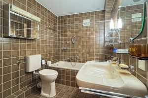 Property thumbnail 8