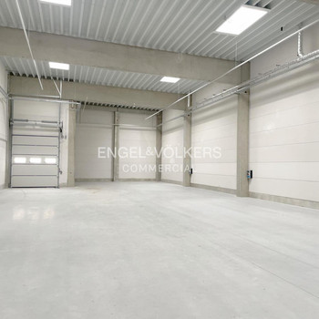 Industrie trifft Innovation: Neue Hallenflächen in Marzahn