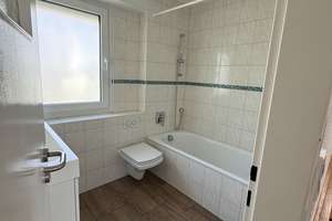 Attraktives 5-Zimmer-Reihenendhaus mit geh. Innenausstattung und EBK in Frankfurt am Main Kalbach – Im Kirschenwäldchen 63, 60437 Kalbach-Riedberg, Frankfurt am Main – Vorschaubild 14