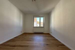 Großzügige 3-Zimmer-Wohnung mit Traum-Balkon und Blick ins Grüne – 70188 Gaisburg, Stuttgart – Vorschaubild 2