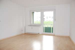 Balkonwohnung in ruhiger Seitenstraße – Sterzelstr. 22, 9117 Siegmar, Chemnitz – Vorschaubild 2