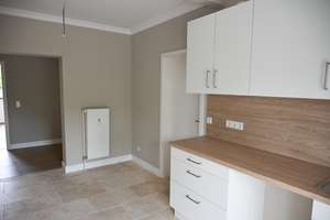 3 Zimmer-Wohnung EG mit Veranda in attraktiver Lage von Kiel-Russee -Erstbezug nach Modernisierung- – Die vollständige Adresse der Immobilie erhältst du vom Anbieter., 24111 Russee, Kiel – Vorschaubild 3