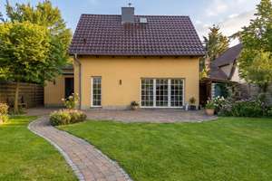 Charmantes Einfamilienhaus in ruhiger Bestlage – zentrumsnah und direkt am Bahnhof von Falkensee