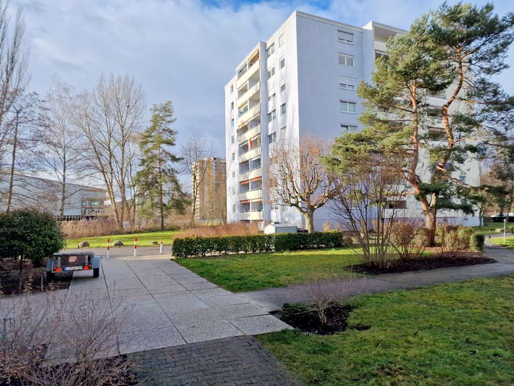 Immobilie in Rheinfelden (Baden) - Rundum sorglos: Renovierte ETW mit moderner EBK & Tageslichtbad, Balkon, Lift - Bild 1