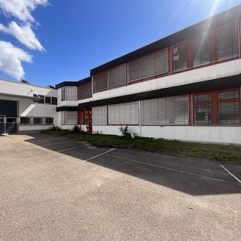 Höchstadt, ca. 2.600 m² teilbare Lager- & Produktionsflächen zzgl. Büro zu vermieten