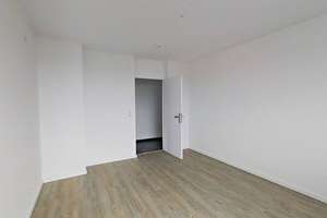 Modernisierte 3-Zimmer-Wohnung mit Loggia und grandiosem Ausblick – Neuselbrunn 31, 90471 Langwasser Nordwest, Nürnberg – Vorschaubild 4