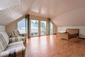 Großes Einfamilienhaus mit vielen Zimmern auf Erbpachtgrundstück OHNE Erbpachtzahlung – Die vollständige Adresse der Immobilie erhältst du vom Anbieter., 22175 Bramfeld, Hamburg – Vorschaubild 11