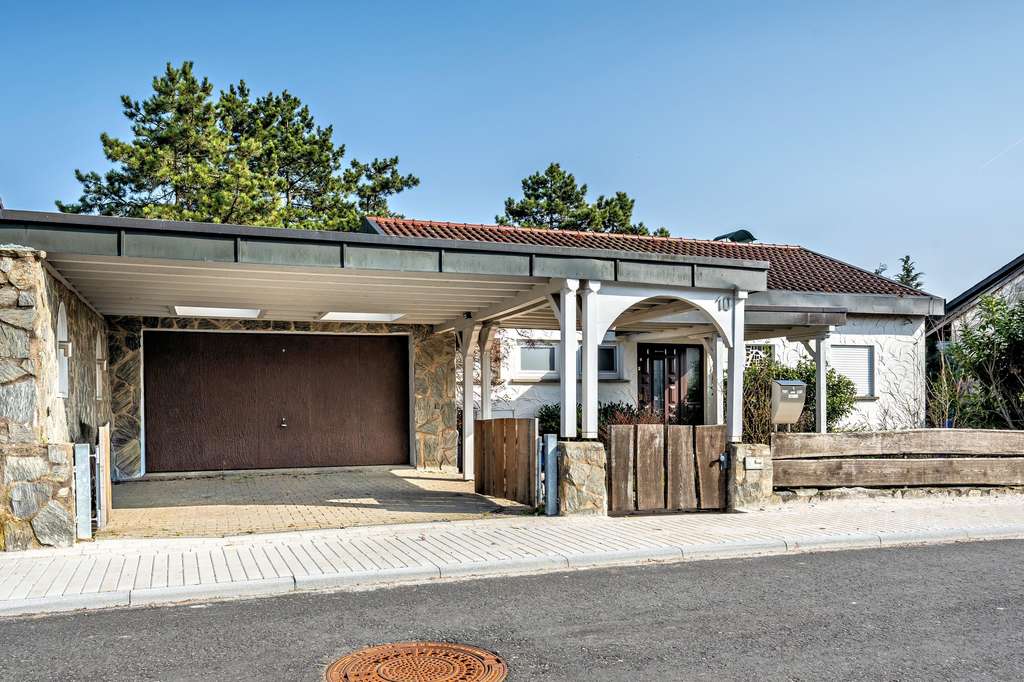 Immobilie in Krautheim - Ein Zuhause mit Charakter – außergewöhnliches Anwesen mit Panoramablick über Krautheim - Bild 2