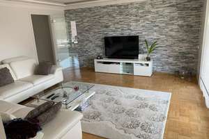 ***Familienfreundliche moderne  4-Zimmer Wohnung mit Balkon in Nippes***