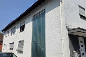 Schöne Doppelhaushälfte mit Kamin, Garten und 2 Stellplätzen in Mannheim – Die vollständige Adresse der Immobilie erhältst du vom Anbieter., 68229 Friedrichsfeld, Mannheim – Vorschaubild 2