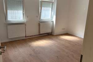 Direkt von Eigentümer Provision Frei Haus 4 Mieter in Großkrotzenburg zwischen Offenbach und Hanau – Louisenstraße 1, 63538 Großkrotzenburg – Vorschaubild 5
