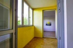 sehr schöne helle 2-Zimmer-Wohnung mit verglastem Balkon und EBK in München – Else-Rosenfeld-Str. 29, 81673 Josephsburg, München – Vorschaubild 3