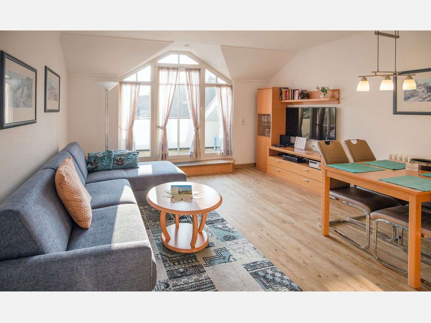 Immobilie in Binz - 2-Raum Komfort Apartment mit Südwestbalkon – sonnig, strandnah, erstklassige Lage
 - Bild 2