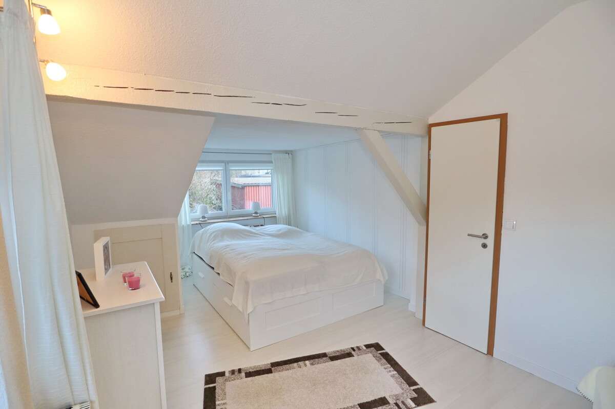 Immobilie in Hasenkrug - Umfangreich Saniertes Einfamilienhaus in Hasenkrug - Bild 6