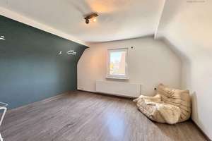 Modernisiertes Einfamilienhaus mit großem Grundstück, Garage & Top-Ausstattung – Die vollständige Adresse der Immobilie erhältst du vom Anbieter., 90537 Feucht – Vorschaubild 5