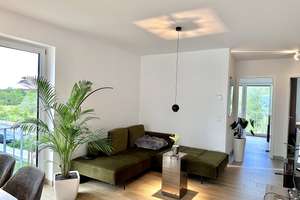 Lichtdurchflutete 3-Zimmer-Eckwohnung mit offener Wohnatmosphäre – Hauptstraße 35, 85551 Kirchheim bei München – Vorschaubild 4