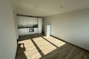 Neu sanierte, helle Wohnung in belieber City-Lage... – Krichelstr. 26, 41061 Gladbach, Mönchengladbach – Vorschaubild 1