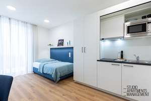 DONAU SIDE: AB  August: Modernes Studenten Apartment mit Fitnessstudio &Co-Working – Haenlinstraße 1, 85055 Nordost, Ingolstadt – Vorschaubild 2