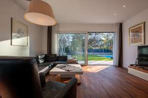 Elegante Bauhaus-Villa mit Poollandschaft und Basketballplatz in Düsseldorf-Nähe – Die vollständige Adresse der Immobilie erhältst du vom Anbieter., 47803 Inrath/Kliedbruch, Krefeld – Vorschaubild 6