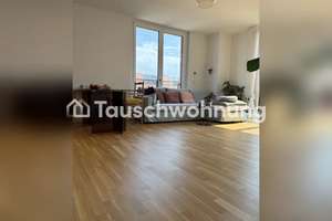 Tauschwohnung: Suche 3-Zimmer-Wohnung und biete 2 Zimmer in Neukölln an.