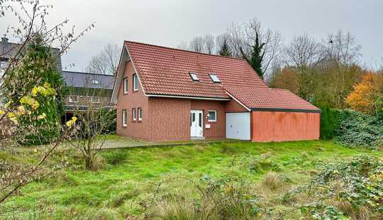 Bild von Grün. Ruhig. Besonders. Einfamilienhaus direkt am Osternburger Utkiek