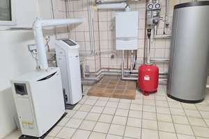 Neuer Preis Interessantes Familienidyll: Freistehendes Haus mit ca. 230 m² Wohnfläche und 3 Garagen – Die vollständige Adresse der Immobilie erhältst du vom Anbieter., 47829 Uerdingen, Krefeld – Vorschaubild 31