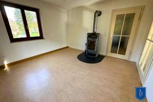 Naturnah und stadtnah zugleich – gepflegtes Einfamilienhaus mit Doppelgarage – Die vollständige Adresse der Immobilie erhältst du vom Anbieter., 72574 Bad Urach – Vorschaubild 6