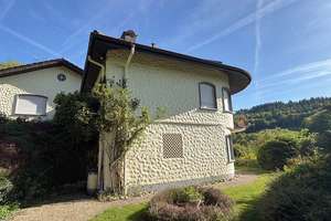 Großzügiges Anwesen mit Weitblick – seltene Gelegenheit zum Top-Preis – Die vollständige Adresse der Immobilie erhältst du vom Anbieter., 69517 Gorxheimertal – Vorschaubild 3