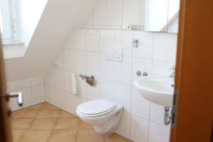 Provisionsfrei: Helle 4-Zimmer-Wohnung mit Klimaanlage, großem Balkon & Carport in Freiburg-Waltersh – 79112 Waltershofen, Freiburg im Breisgau – Vorschaubild 16