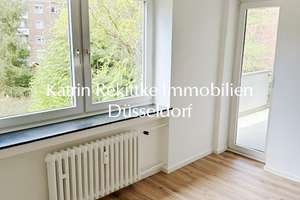 💖ERSTSTBEZUG NACH SANIERUNG! HELLE 3 ZIMMER - BALKON - TOP NEUES BAD - IN GRÜNER LAGE VON GARATH💖 – Paul-Bonatz-Straße ., 40595 Garath, Düsseldorf – Vorschaubild 3
