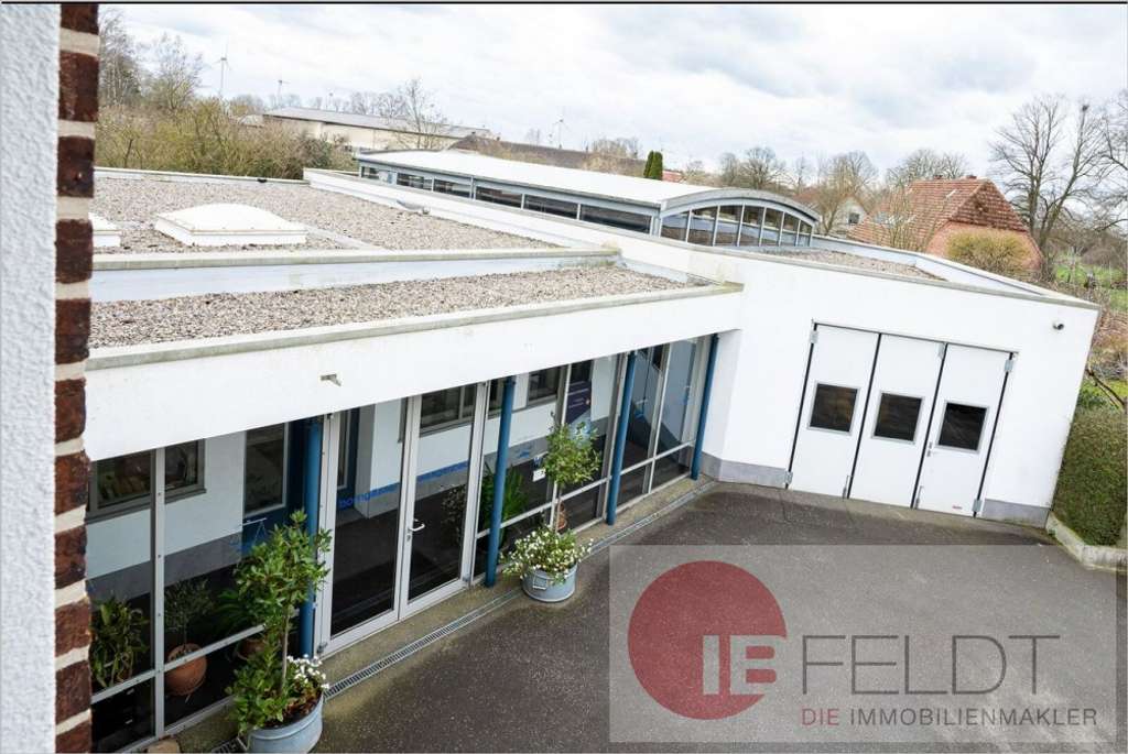 Immobilie in Obere Warnow - Wohnen und Arbeiten in Mecklenburg - ein Standort für Atelier, Galerie, Büro- und Onlinevertrieb - Bild 1