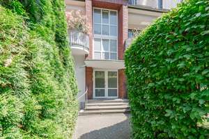 Wohnen wie im eigenen Stadthaus: Garten, Gewölbekeller und separater Eingang – Die vollständige Adresse der Immobilie erhältst du vom Anbieter., 40223 Bilk, Düsseldorf – Vorschaubild 2