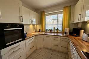 Familiengerechtes Reihen-Mittel-Haus mit 5 Zimmer, 113 qm Wfl. plus Vollkeller (ca.50 qm) und Garage – Segeberg (Kreis) – Vorschaubild 6