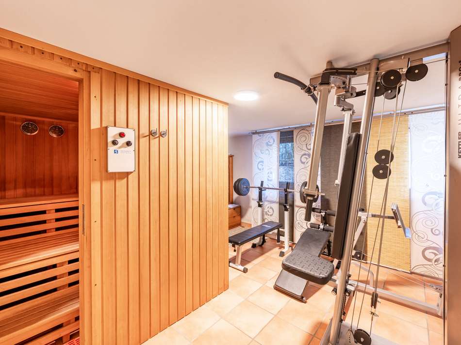 Kellergeschoss Sauna-/Fitness