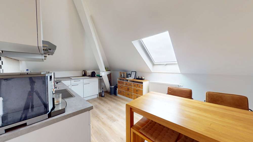 Immobilie in Gau-Algesheim - Gemütliche und moderne 2ZKB Dachgeschosswohnung  zum Kauf in zentraler Lage von Gau-Algesheim - Bild 3