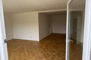 Frisch renovierte 80m2 Wohnung mit großer Terasse in Haarzopf – Folkersbeck 20, 45149 Haarzopf, Essen – Vorschaubild 2