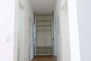 Komplett kernsanierte  hochwertige Altbauwohnung - inkl. neuer Einbauküche, Bad  und Balkon – Hildener Str. 23, 40593 Benrath, Düsseldorf – Vorschaubild 8