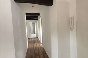 Zentrale Altbauwohnung mit hohen Decken – St. Johanner Markt 28, 66111 St. Johann, Saarbrücken – Vorschaubild 4