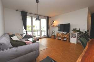 Sonnige 2-Zimmerwohnung mit Einbauküche und Südloggia – Die vollständige Adresse der Immobilie erhältst du vom Anbieter., 81737 Altperlach, München – Vorschaubild 4