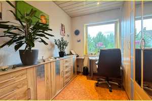 Stilvoll wohnen mit riesigem Garten – Nürnberg – Vorschaubild 21