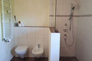 Nur wenige Schritte vom See - Freistehendes Einfamilienhaus zu vermieten! – Die vollständige Adresse der Immobilie erhältst du vom Anbieter., 83119 Obing – Vorschaubild 11